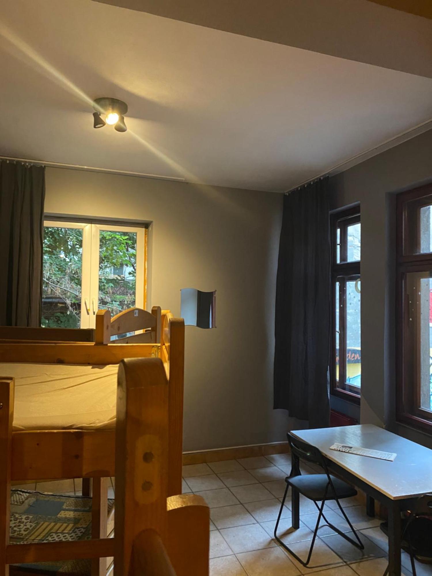 Art Space Hostal